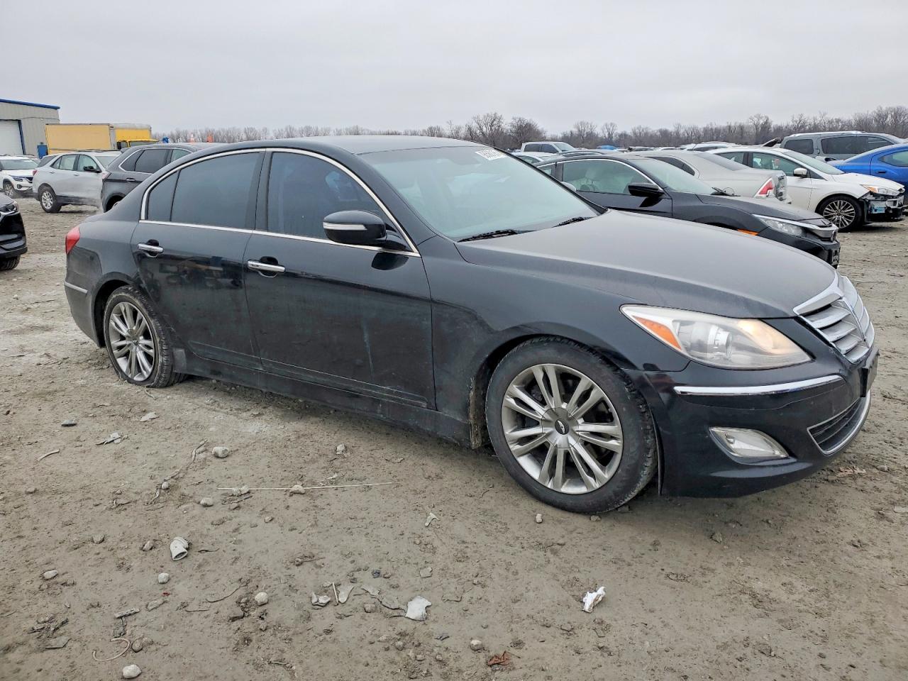2014 Hyundai Genesis VIN KMHGC4DDXEU263909 photo 4