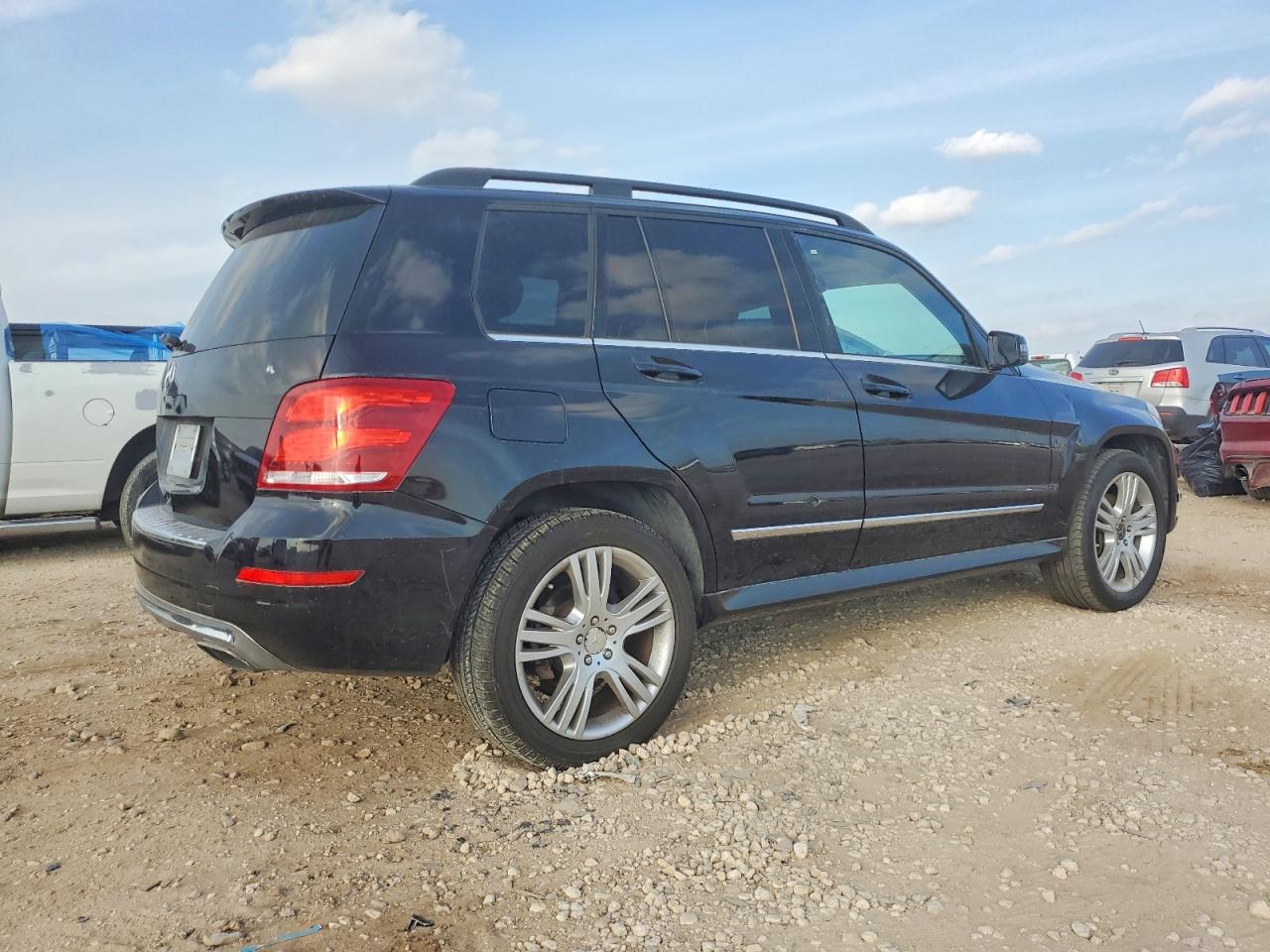 2014 Mercedes-Benz Glk-class VIN WDCGG5HB9EG156222 photo 3