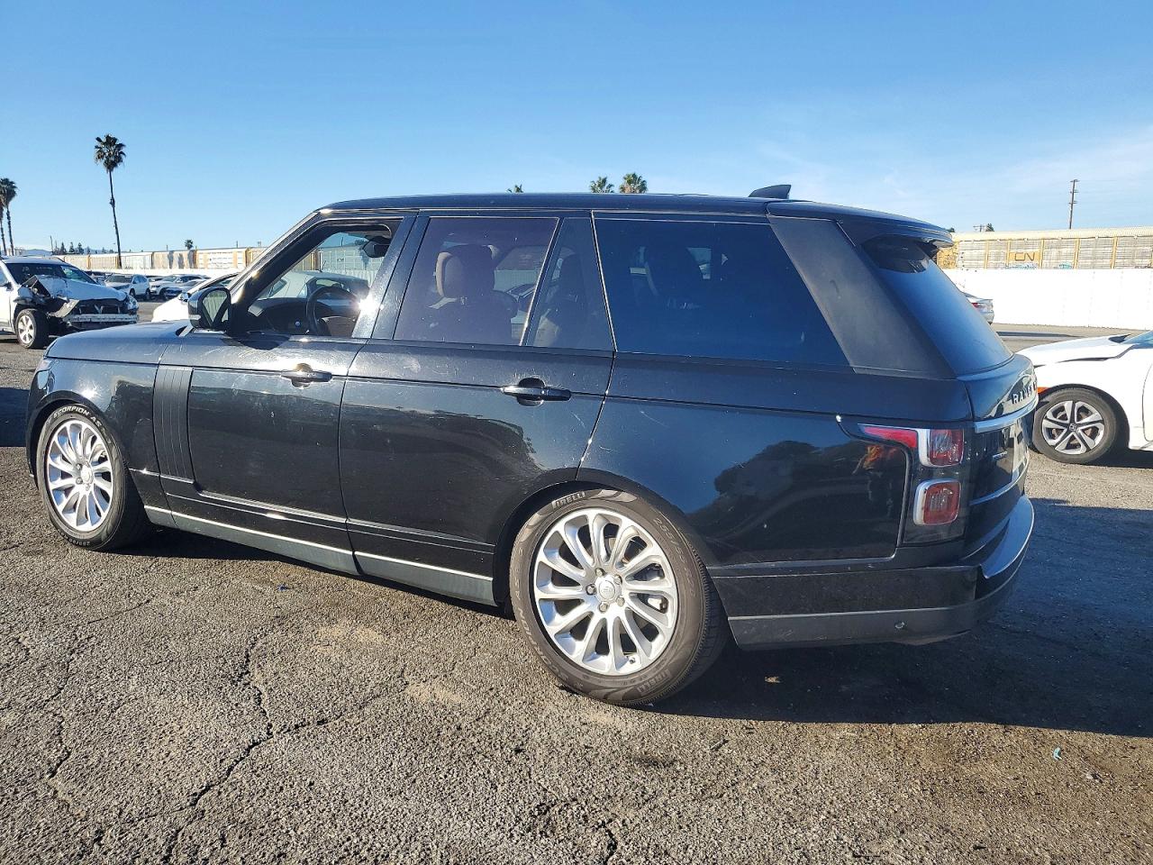 2018 Land Rangerover VIN SALGS2RKXJA381997 photo 2