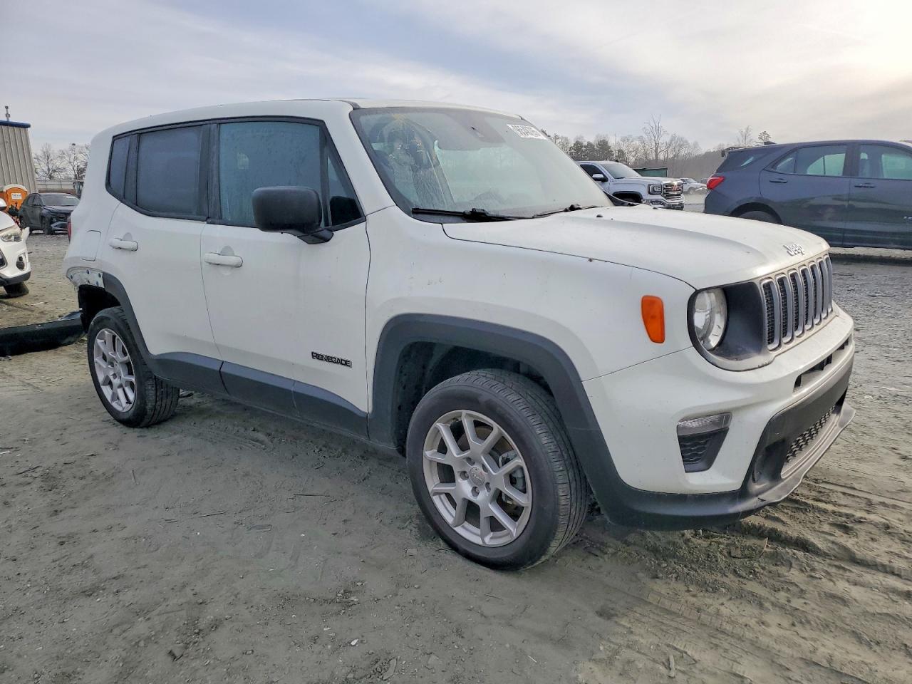 2023 Jeep Renegade VIN ZACNJDB16PPP13082 photo 4