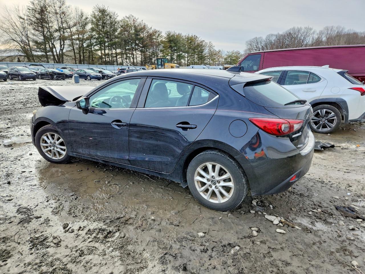 2014 Mazda 3 VIN JM1BM1M79E1213895 photo 2