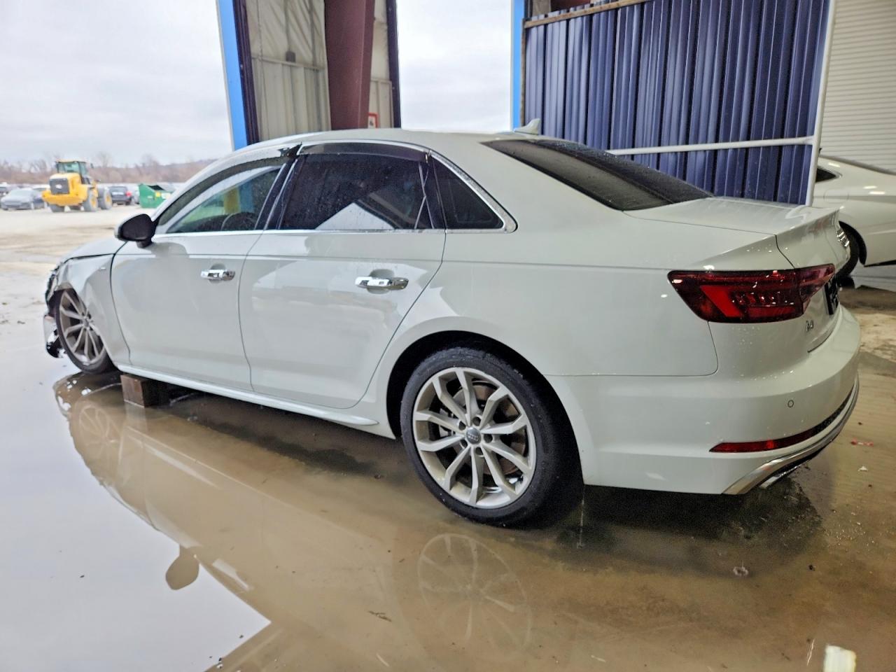 2019 Audi A4 VIN WAUFNAF42KN004162 photo 2