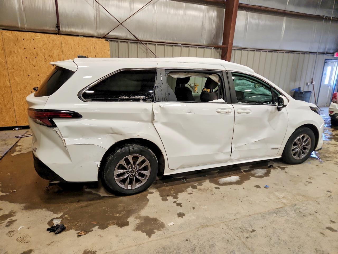 2021 Toyota All models VIN 5TDKSKFC0MS001166 photo 3