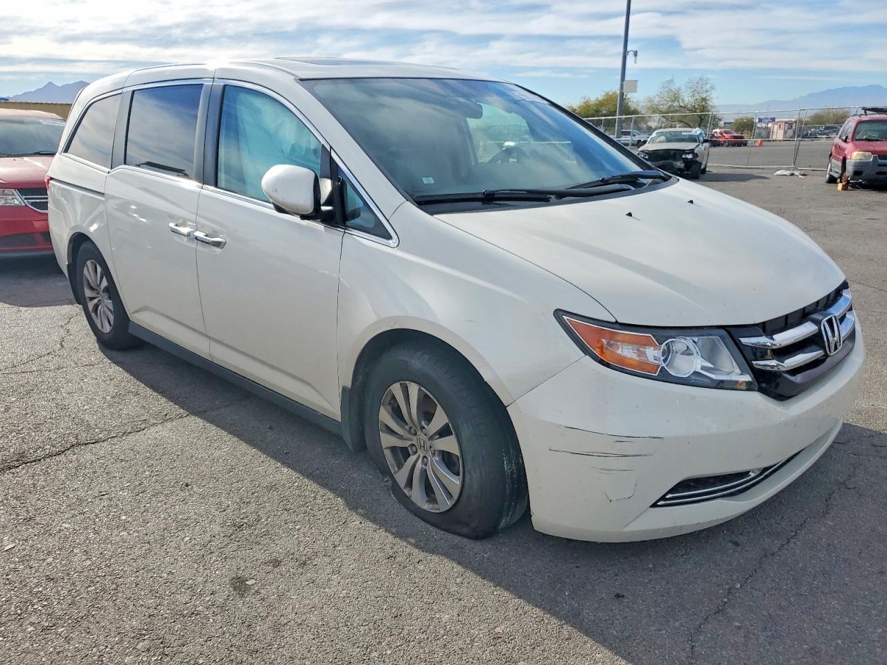 2015 Honda All models VIN 5FNRL5H69FB123763 photo 4