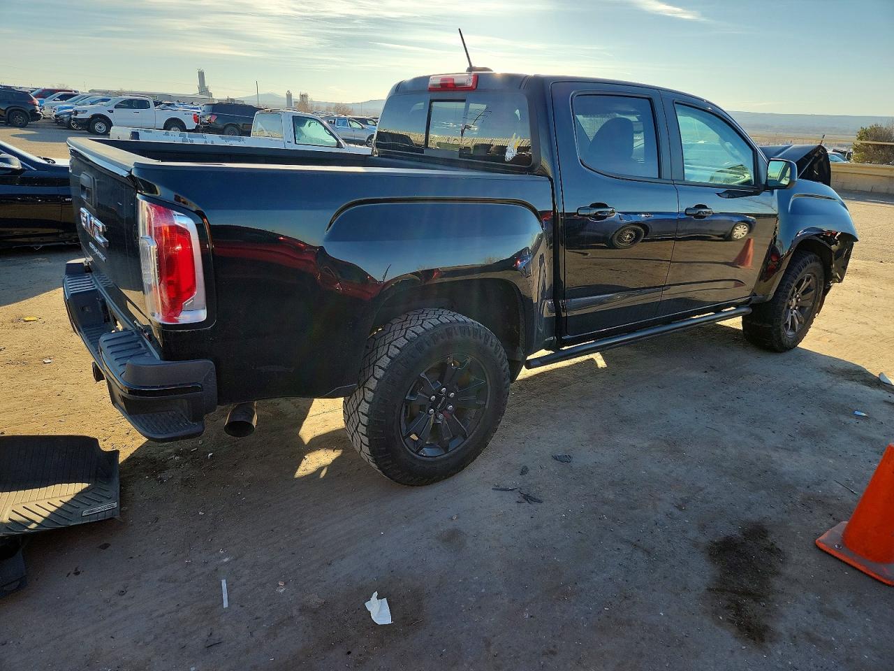 2022 GMC Canyon VIN 1GTG6FEN0N1289936 photo 3