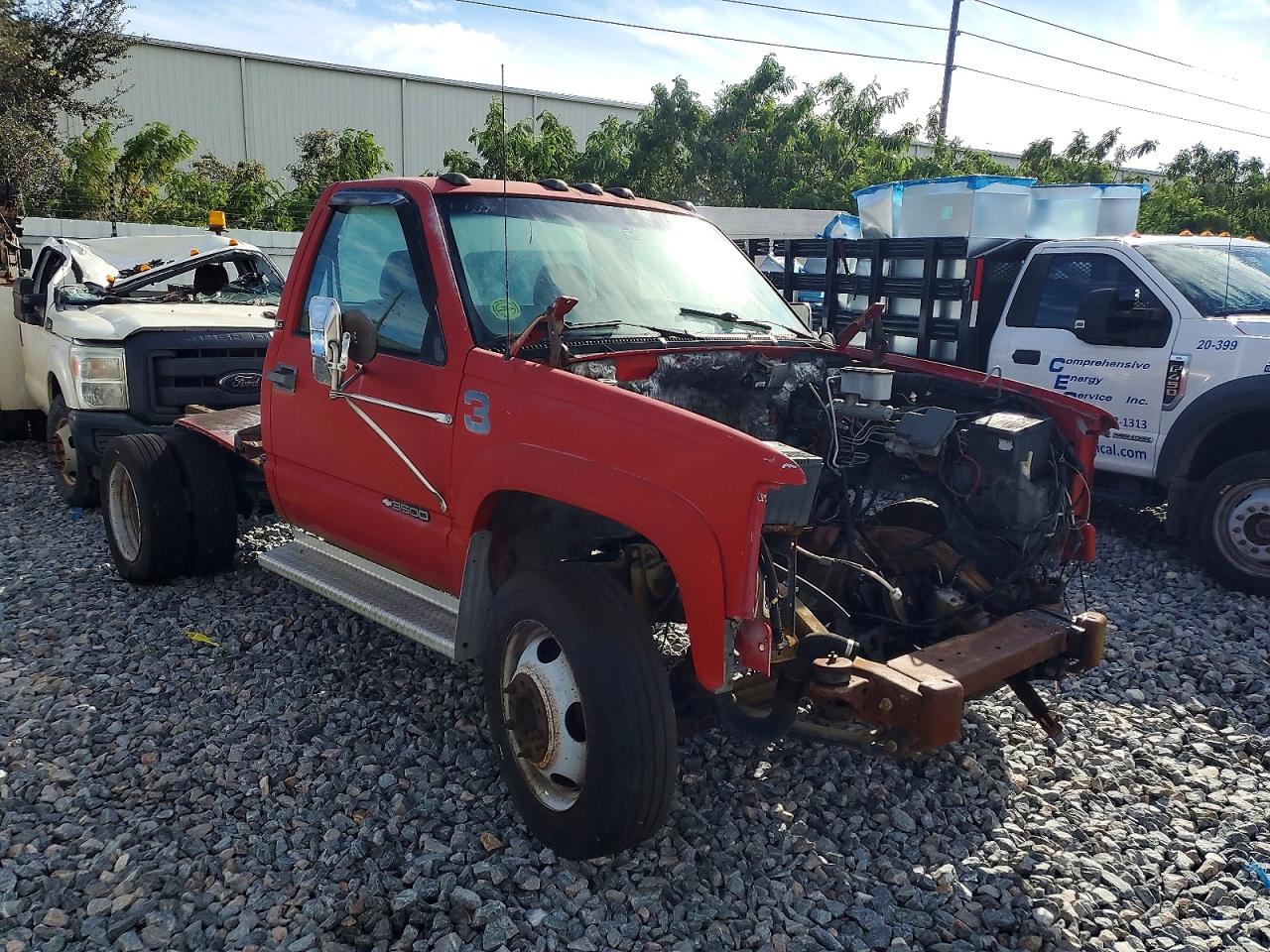 1999 GMC SIERRA VIN 1GDKC34F5XF050881 photo 1