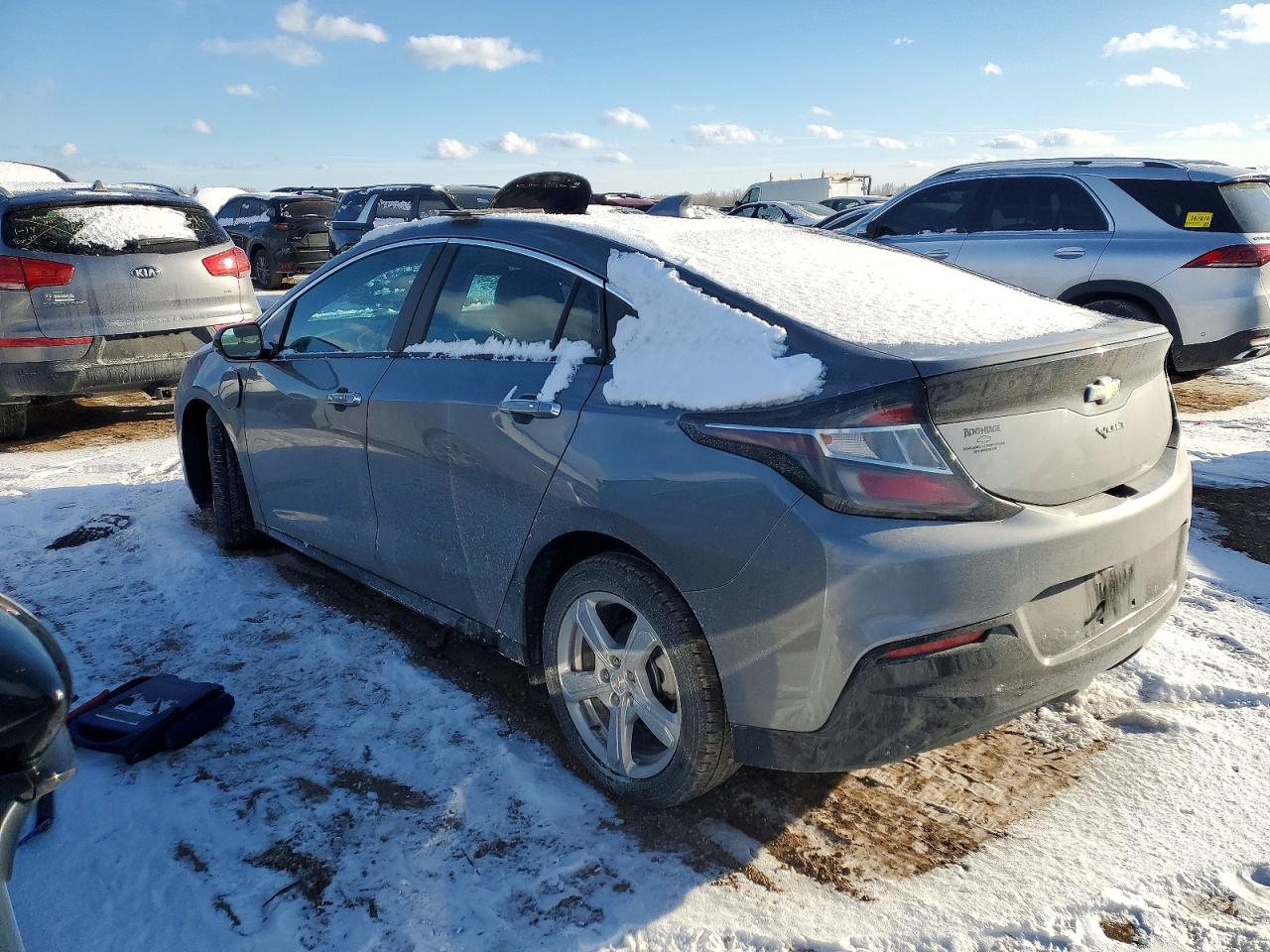 2019 Chevrolet Volt VIN 1G1RA6S58KU128958 photo 2
