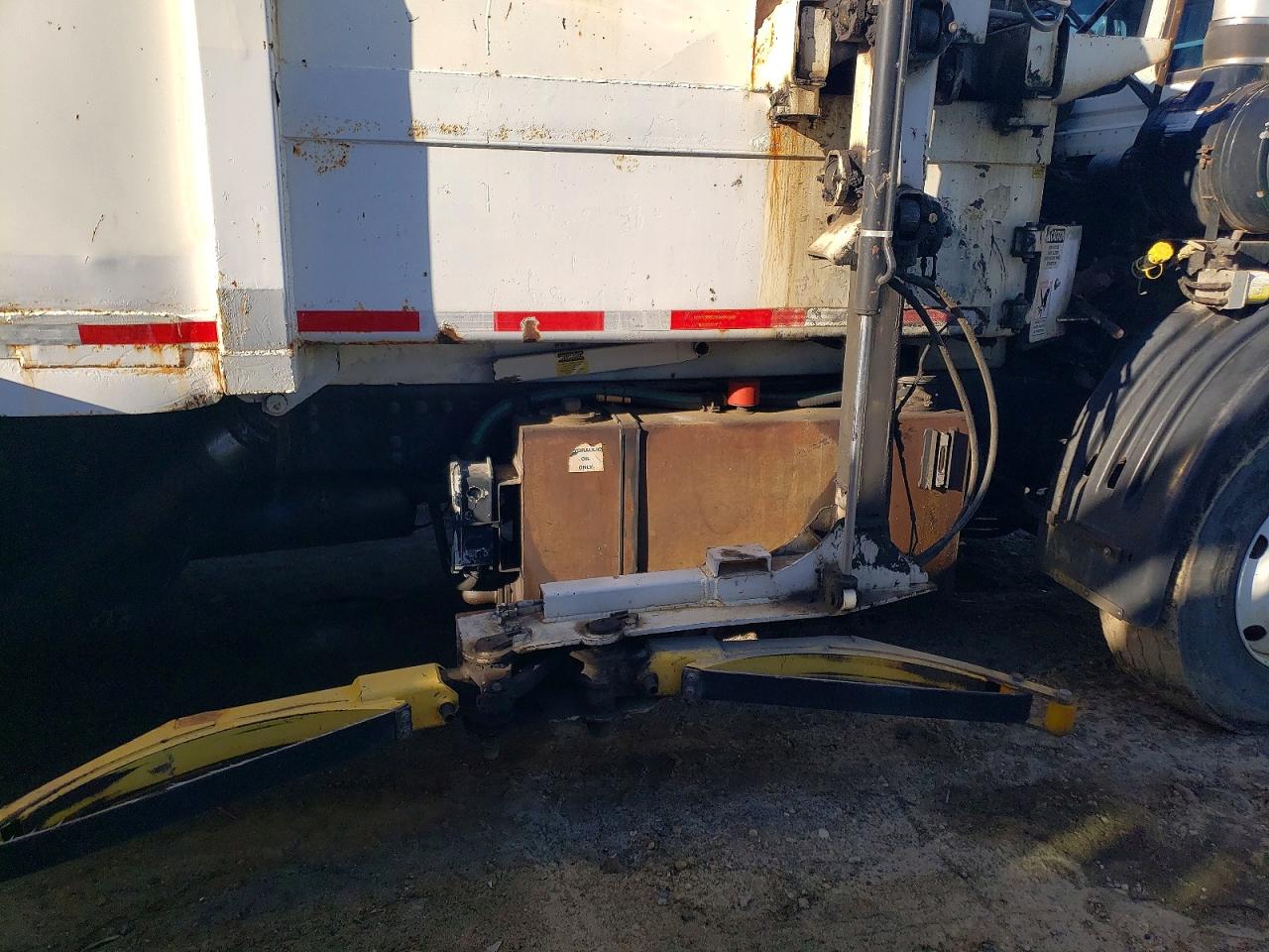 2007 AUTOCAR Unknown VIN 5VCDC6MF77H204822 photo 6