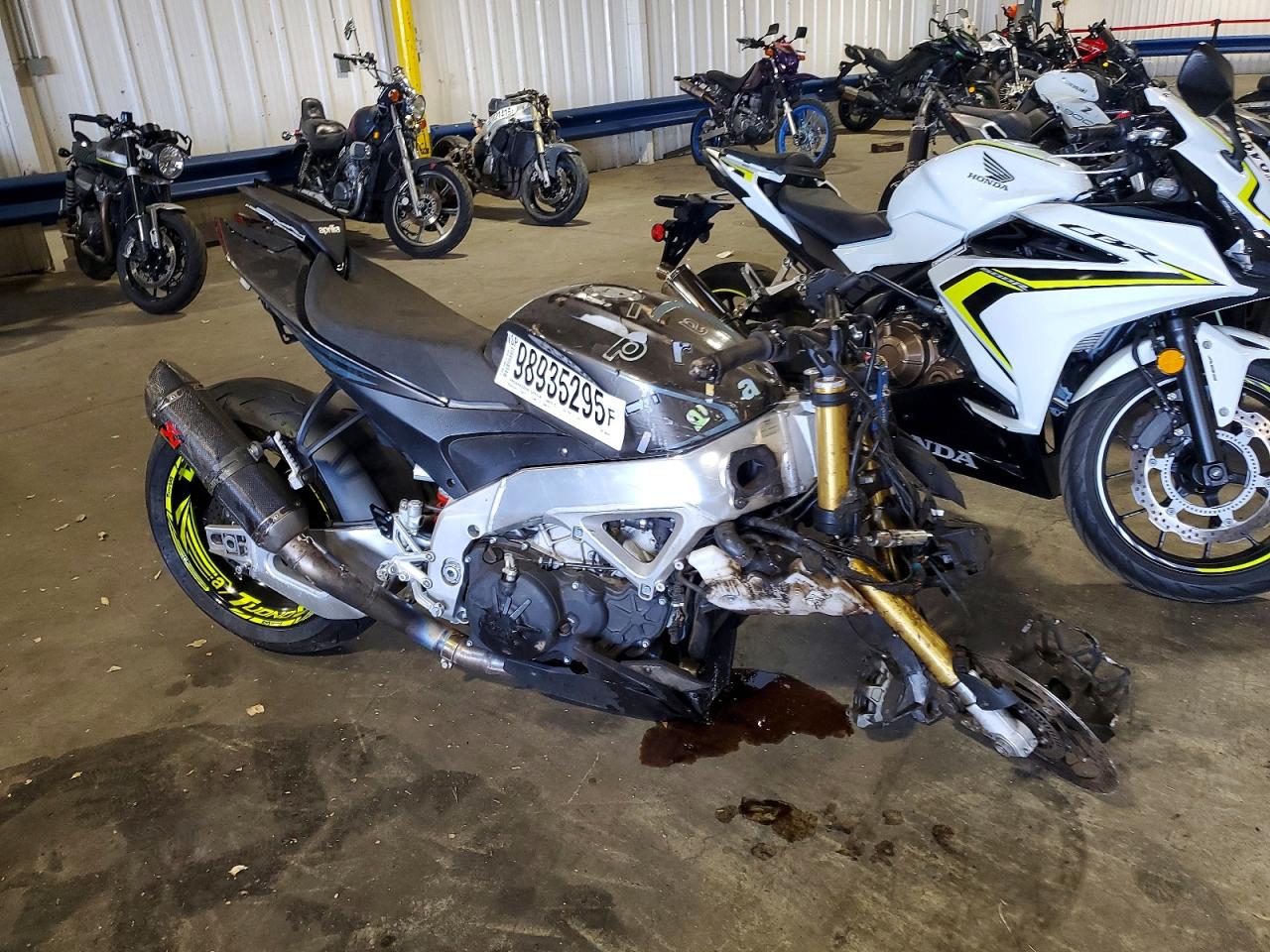2024 APRILIA Motorcycle VIN ZD4KZUA00RS000929 photo 1