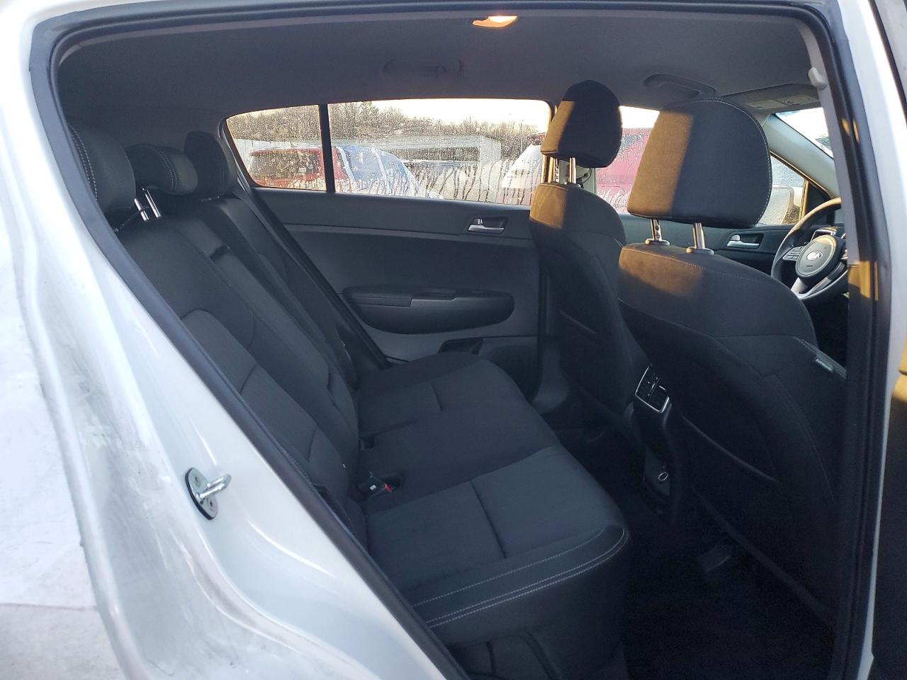 2021 Kia Sportage VIN KNDPM3AC1M7945744 photo 11