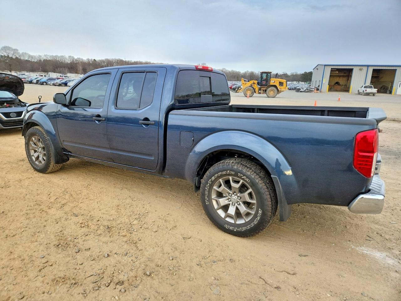 2018 Nissan Frontier VIN 1N6DD0FV3JN731080 photo 2