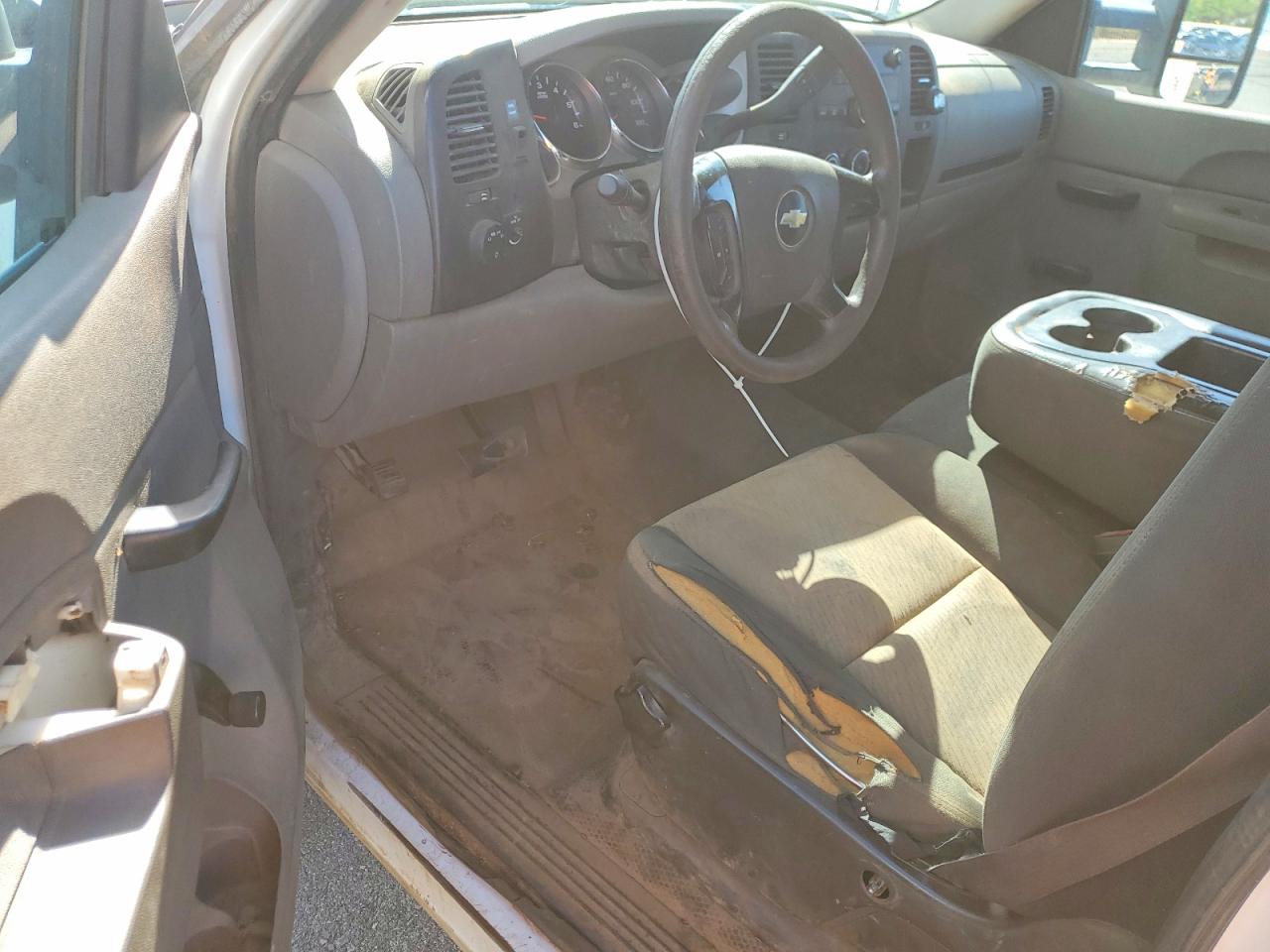 2014 Chevrolet All models VIN 1GB0CVCG1EF168462 photo 8