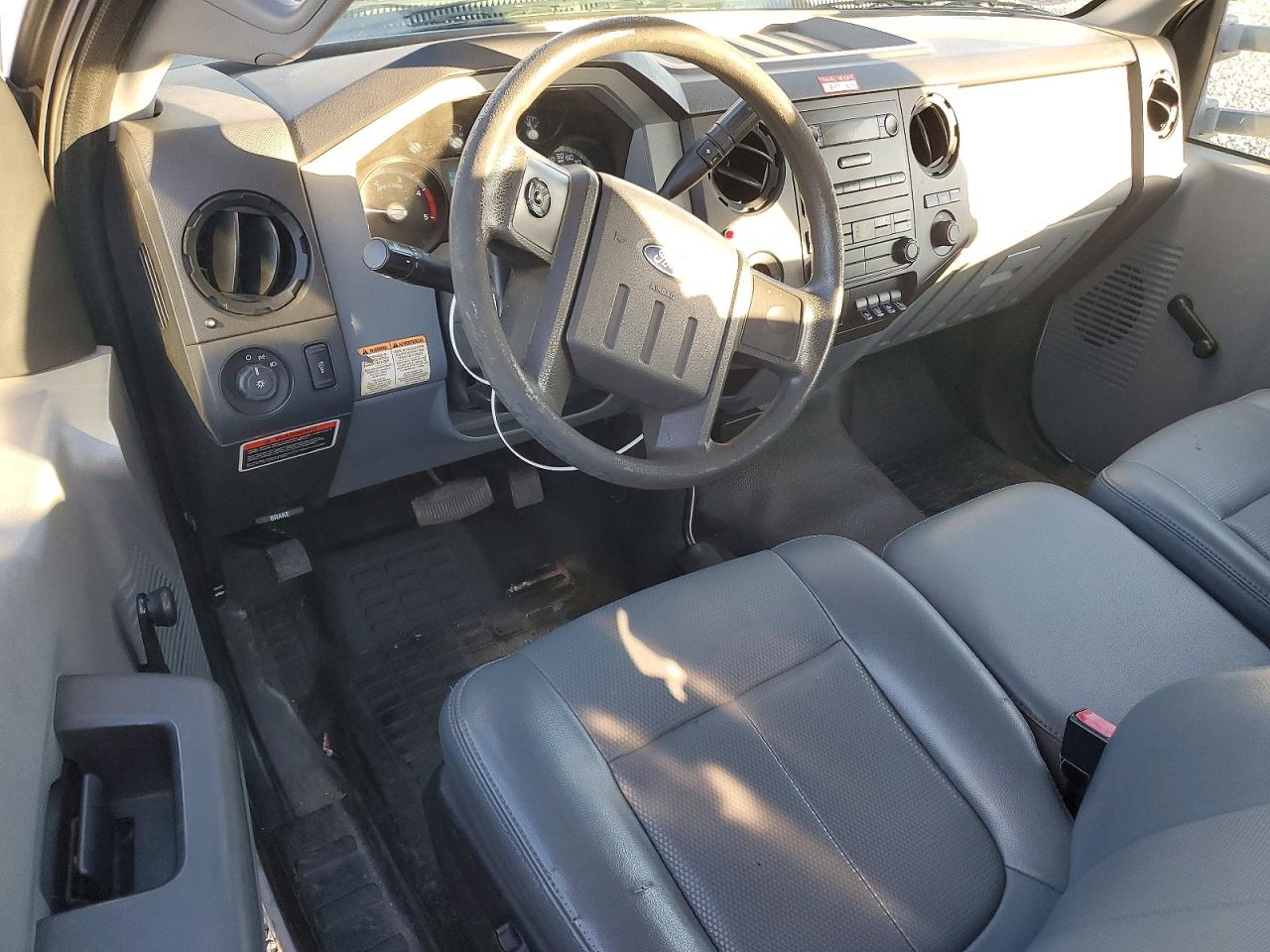 2011 Ford F550 VIN 1FDUF5HT7BEC17543 photo 8