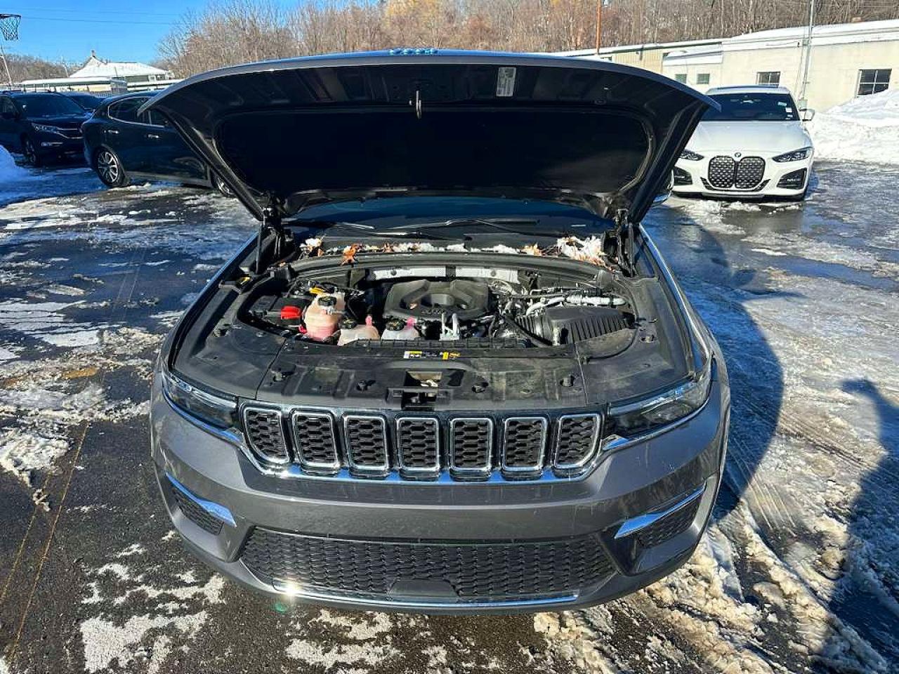 2024 Jeep Grand cher VIN 1C4RJYB69RC720686 photo 9