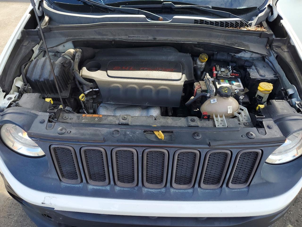 2016 Jeep Renegade VIN ZACCJABT2GPD02952 photo 11