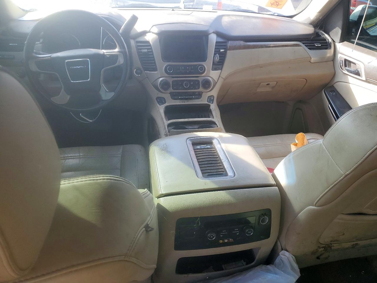 2016 GMC Yukon VIN 1GKS2CKJ2GR108513 photo 8
