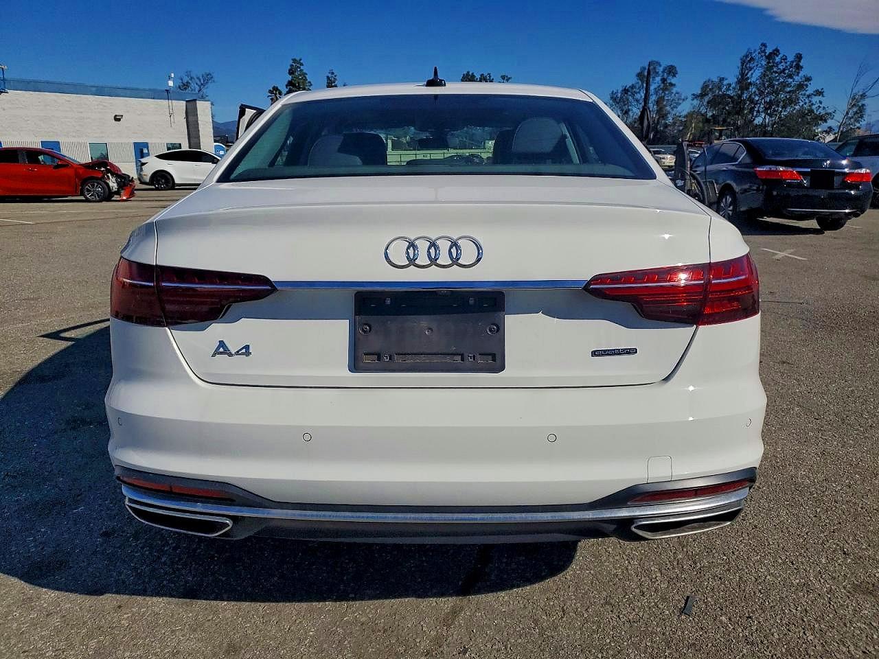 2022 Audi A4 VIN WAUABAF4XNN003364 photo 6