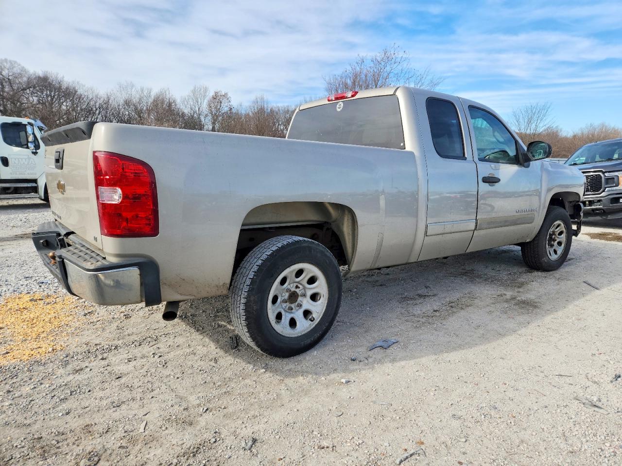 2007 CHEV All models VIN 1GCEC19C47Z569696 photo 3