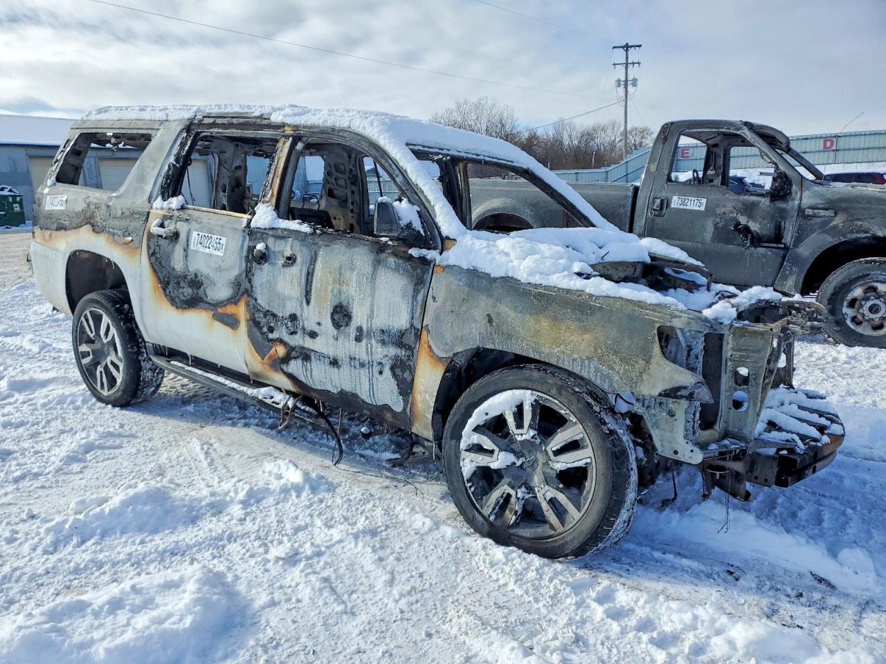 2020 Chevrolet Suburban VIN 1GNSKHKC5LR179944 photo 4