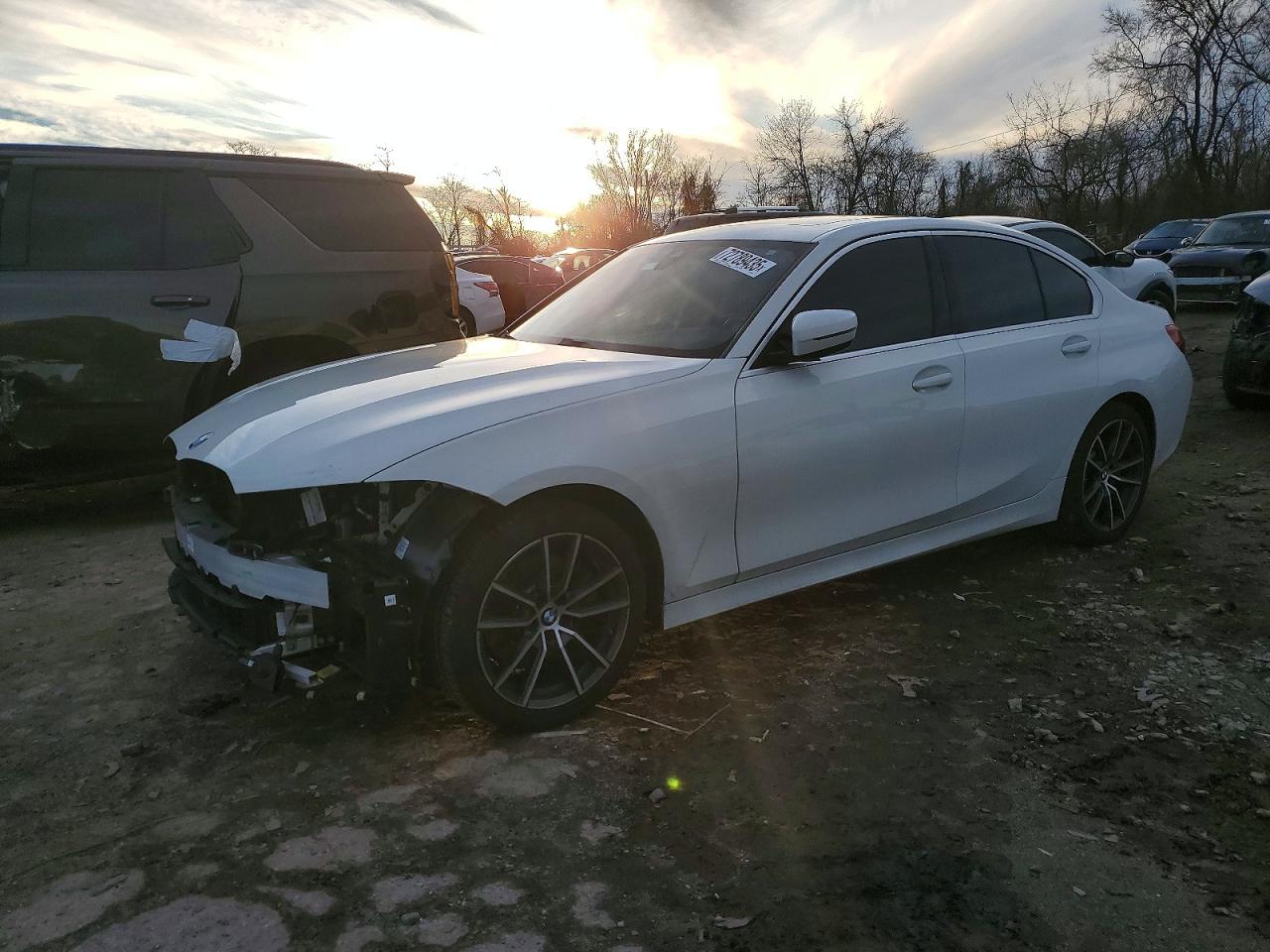 2020 BMW 3 series VIN 3MW5R1J0XL8B18659 photo 1