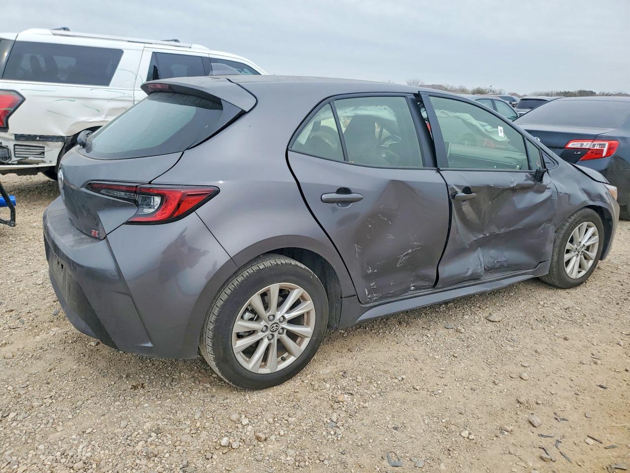 2025 Corolla VIN JTND4MBE2S3248687 photo 3