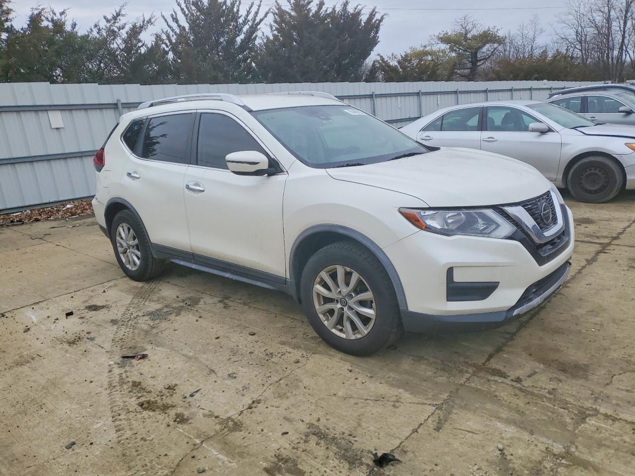 2020 NISS Rogue VIN JN8AT2MT6LW017029 photo 4