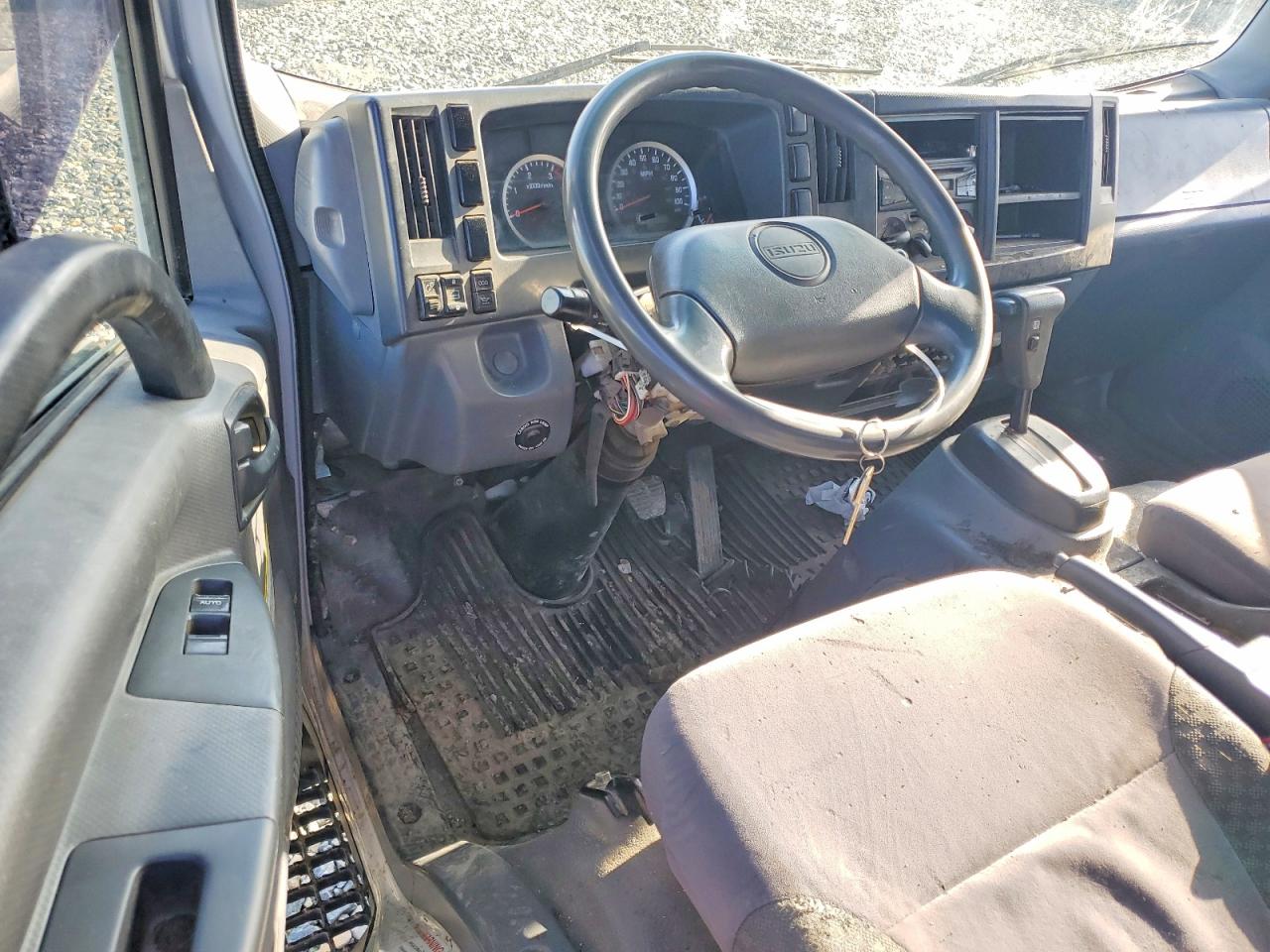 2015 Isuzu All models VIN JALC4W165F7002512 photo 8