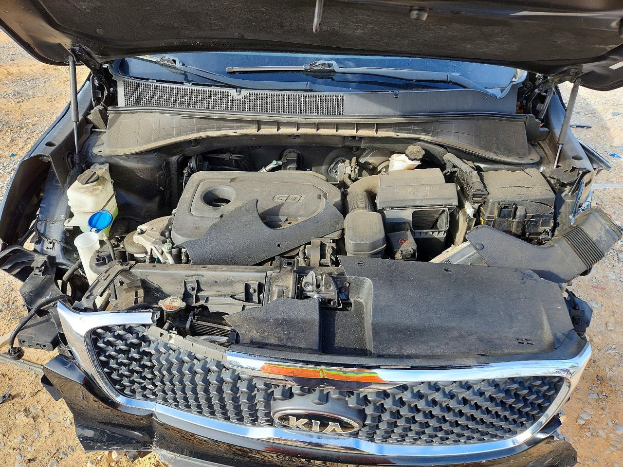2018 Kia Sorento VIN 5XYPG4A38JG357531 photo 12