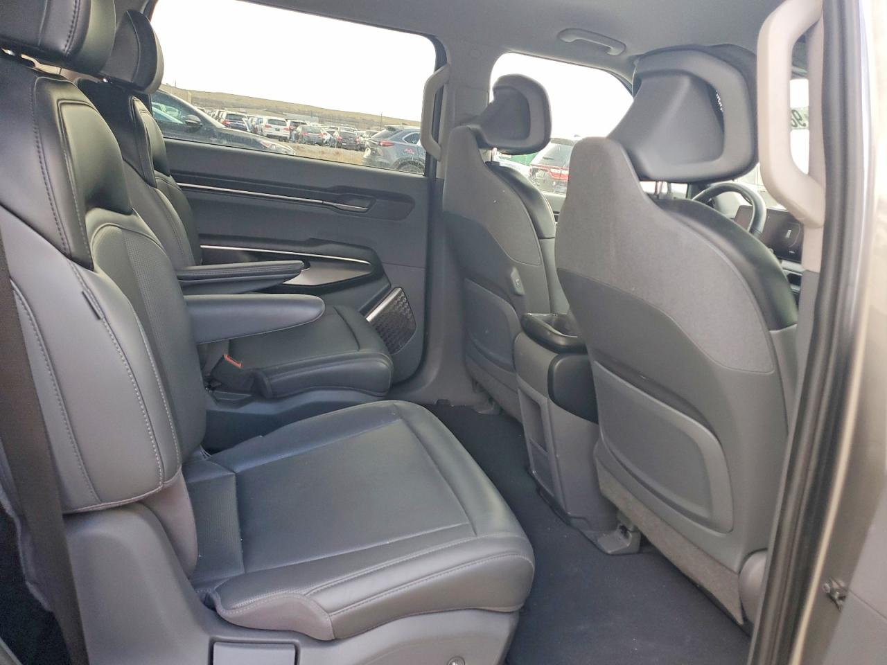 2024 Kia Ev9 light VIN KNDAB5S18R6022534 photo 10
