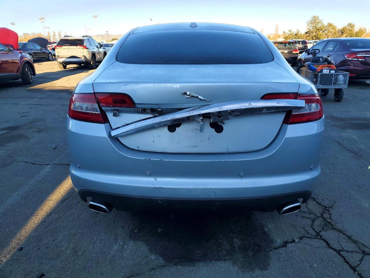 2010 Jaguar Xf VIN SAJWA0GB6ALR56941 photo 6