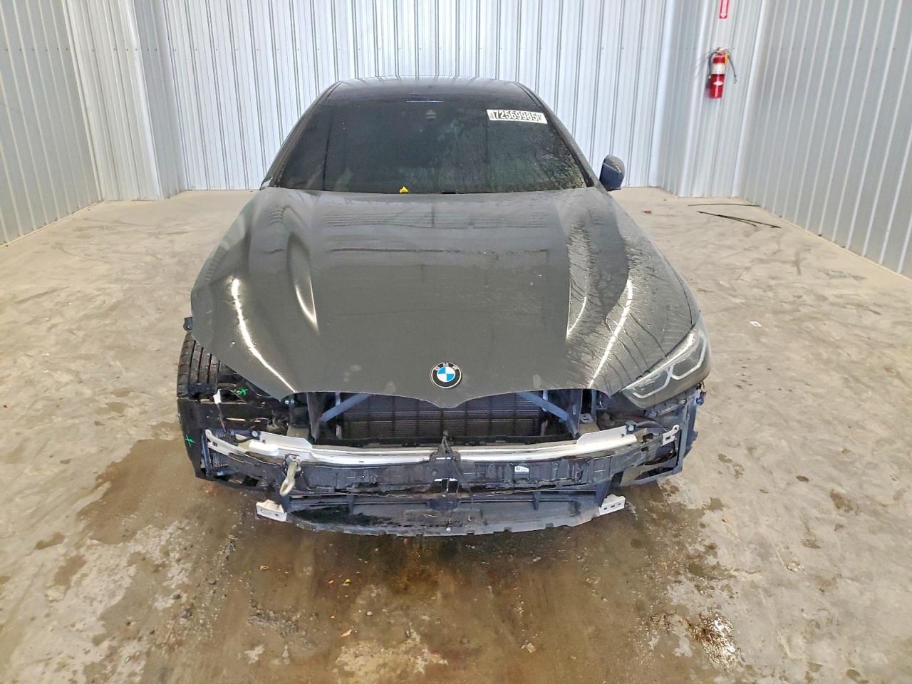 2024 BMW 8 series VIN WBAGV2C06RCP13405 photo 5