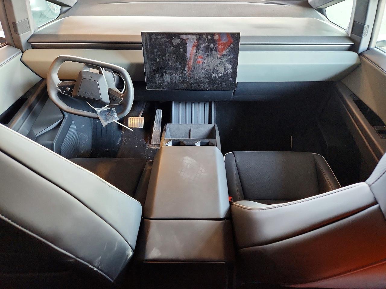 2025 Tesla Cybertruck VIN 7G2CEHED9SA075321 photo 8