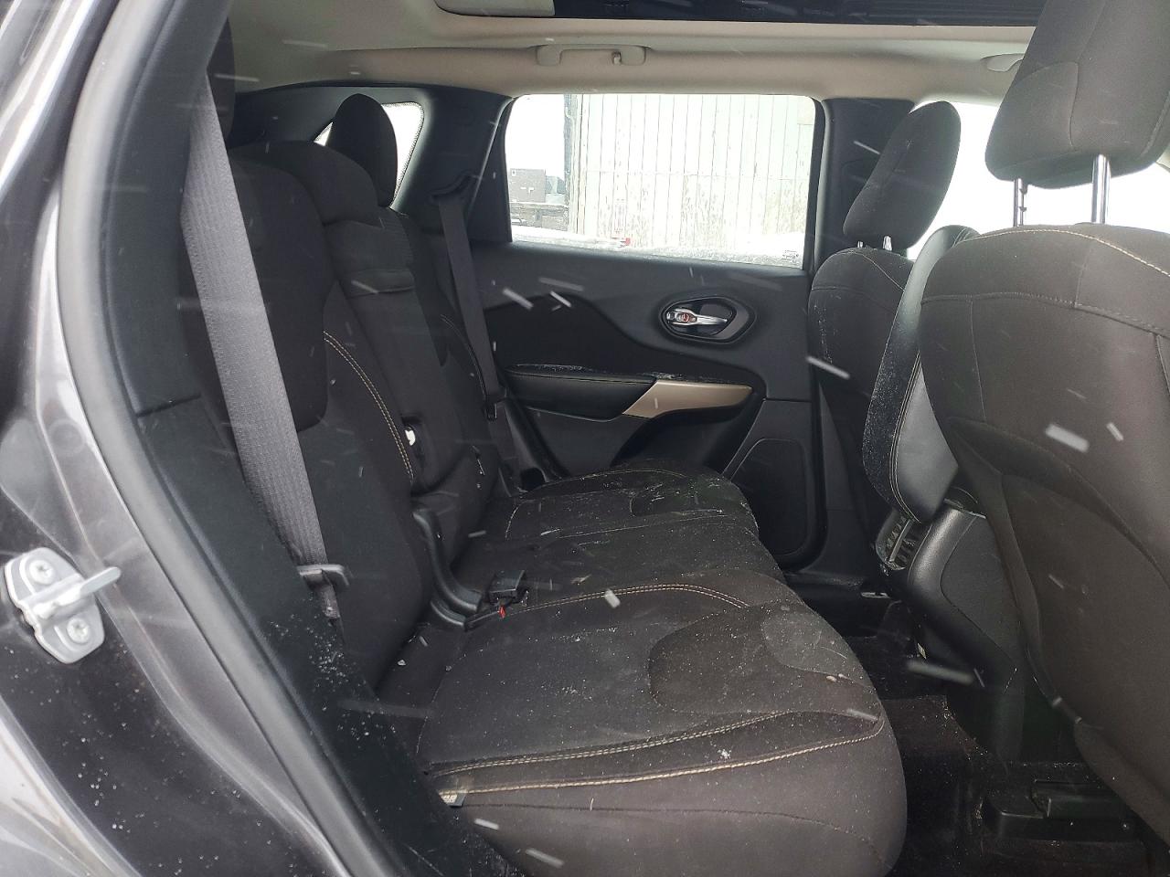 2017 Jeep Grand cher VIN 1C4PJMCS0HW567947 photo 11