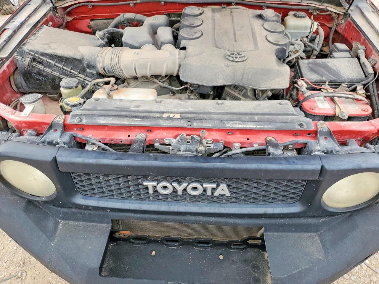 2012 Toyota Fj cruiser VIN JTEBU4BF4CK141857 photo 12