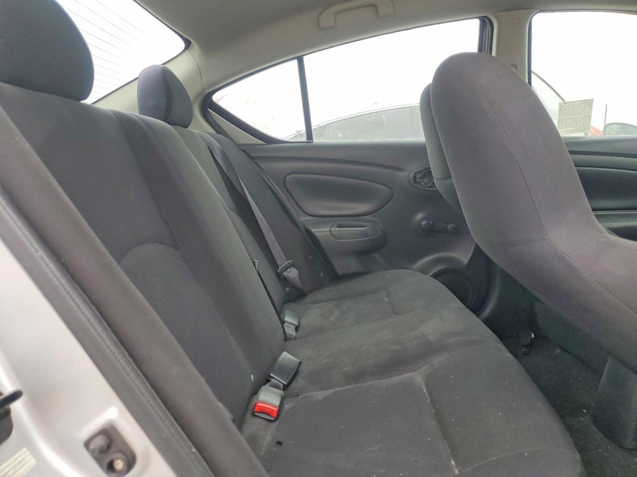 2015 NISS Versa VIN 3N1CN7AP8FL815757 photo 10