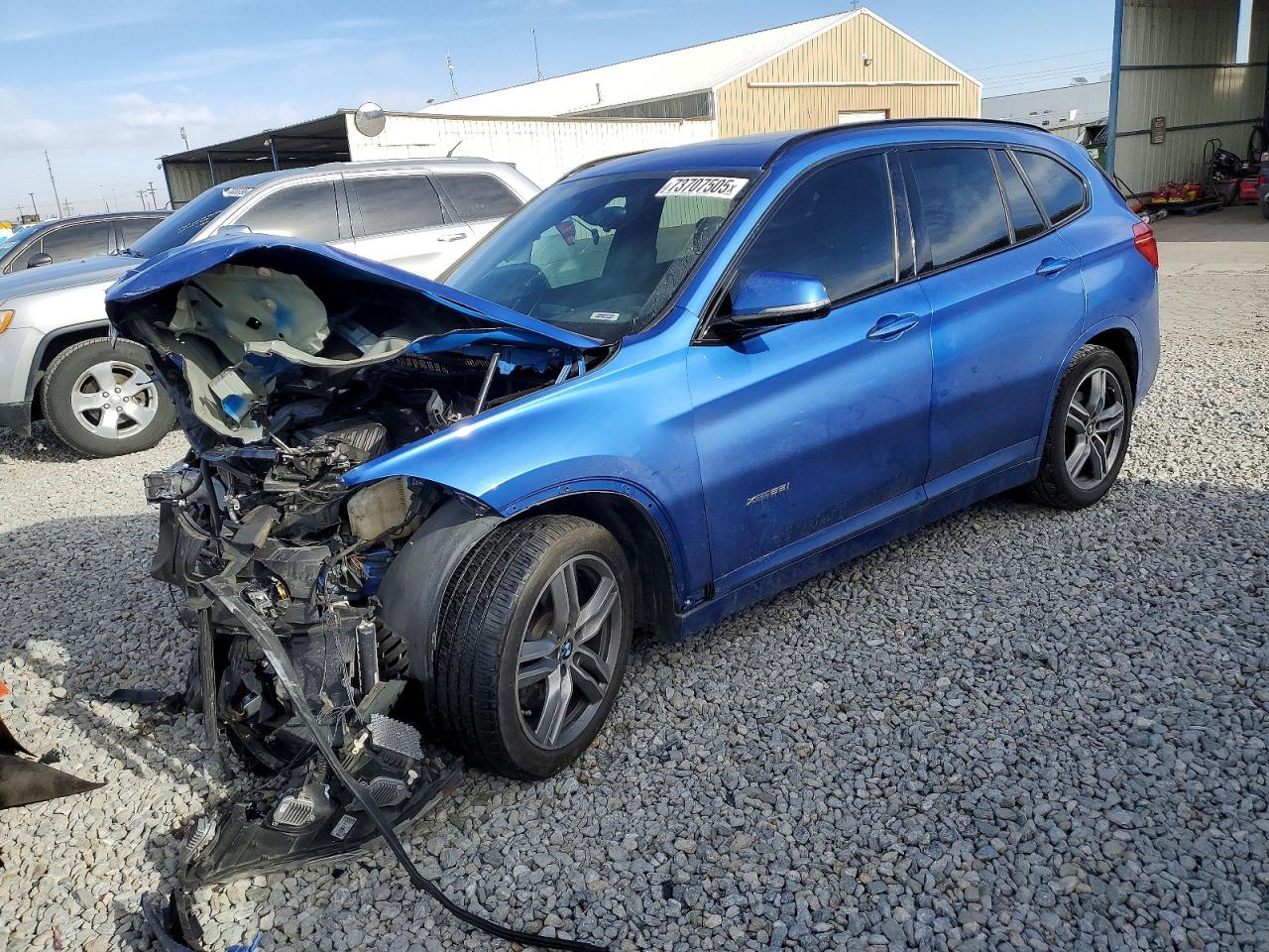 2016 BMW X1 VIN WBXHT3C3XG5E47956 photo 1