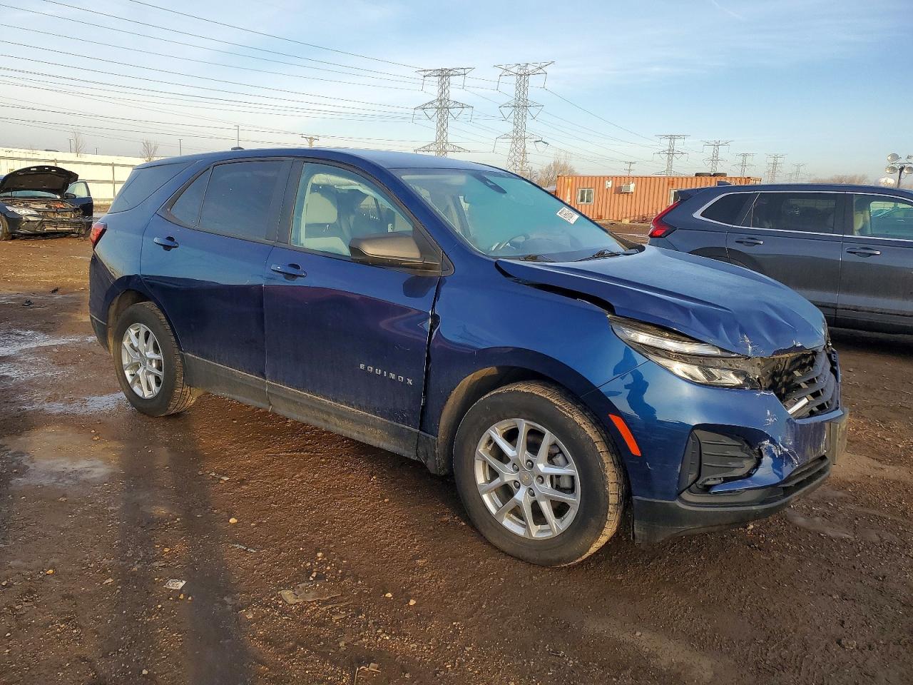 2022 Chev Equinox VIN 3GNAXHEV4NS113587 photo 4
