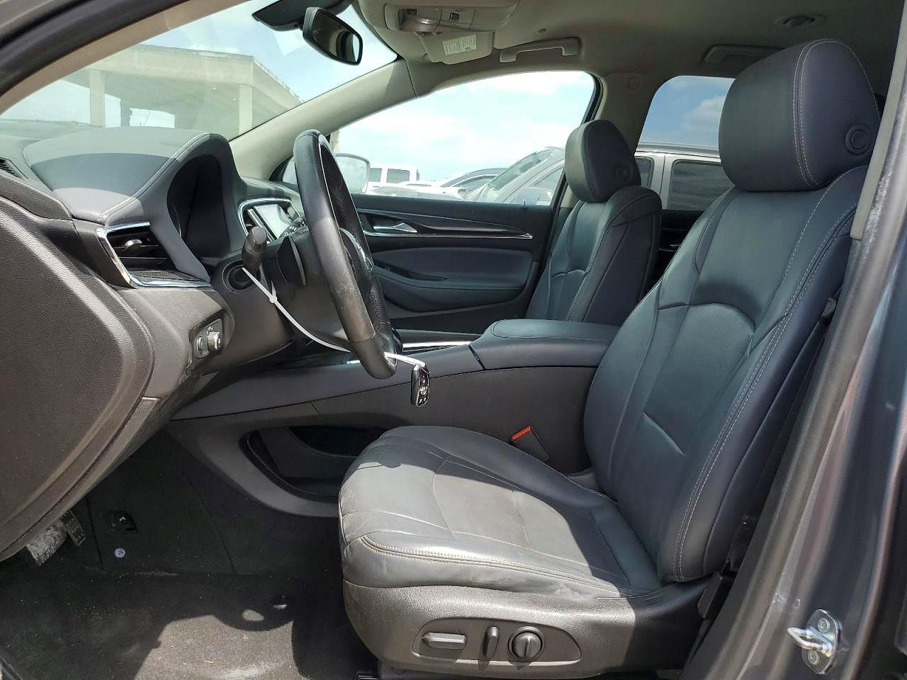 2018 Buick Enclave VIN 5GAERBKW4JJ212874 photo 7