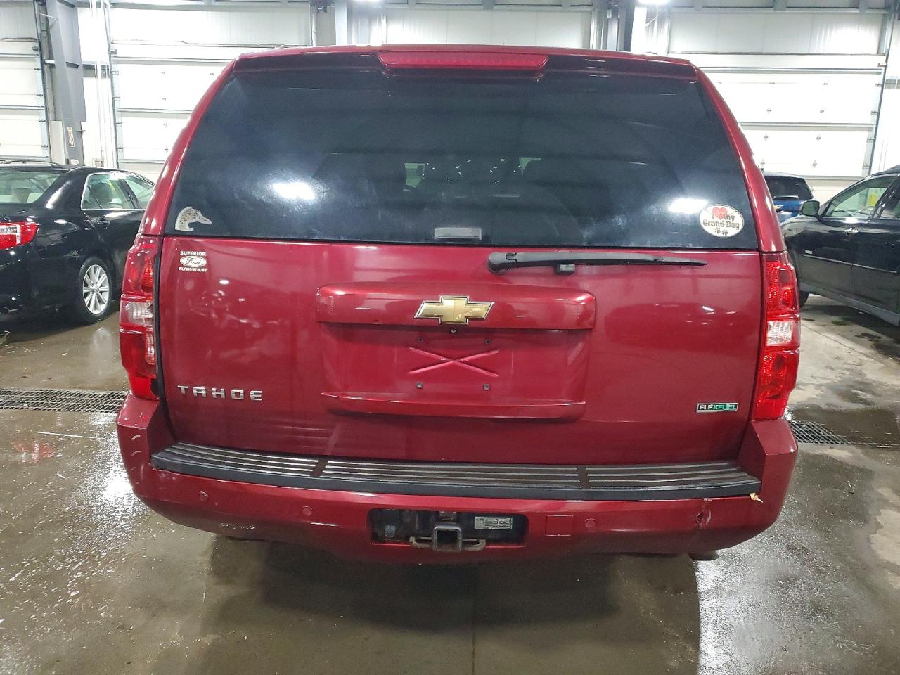 2010 Chevrolet Tahoe VIN 1GNUKBE08AR188657 photo 6