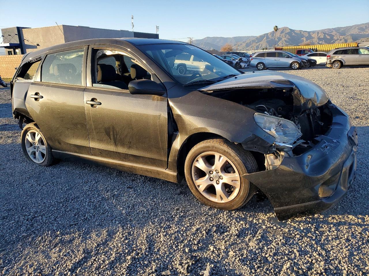2006 Toyota Matrix VIN 2T1LR30E26C551299 photo 4