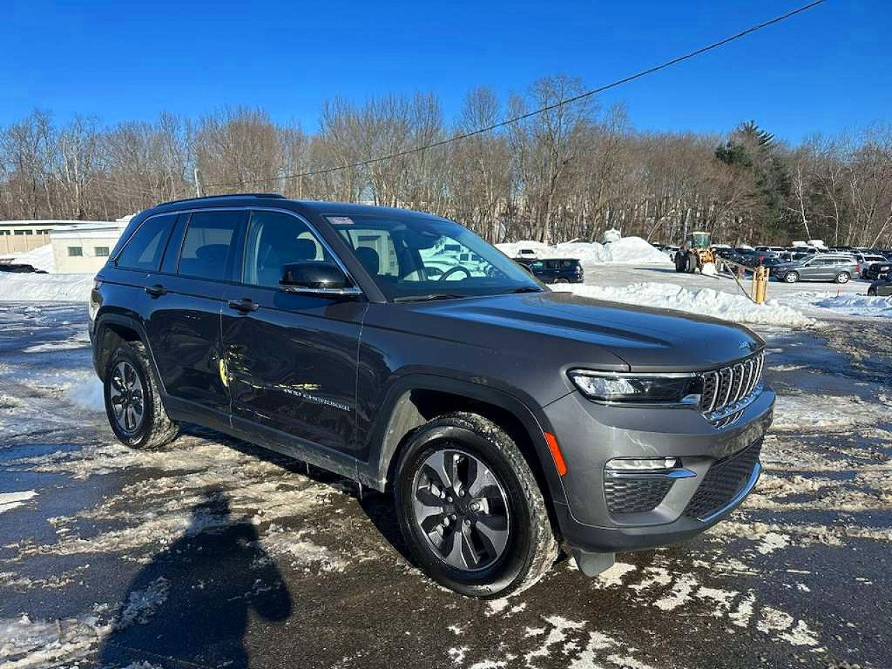 2024 Jeep Grand cher VIN 1C4RJYB69RC720686 photo 4