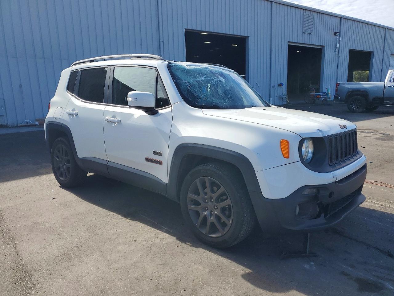 2016 Jeep Renegade VIN ZACCJABT2GPD02952 photo 4