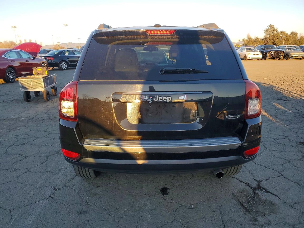 2017 Jeep Compass VIN 1C4NJCBA9HD173823 photo 6