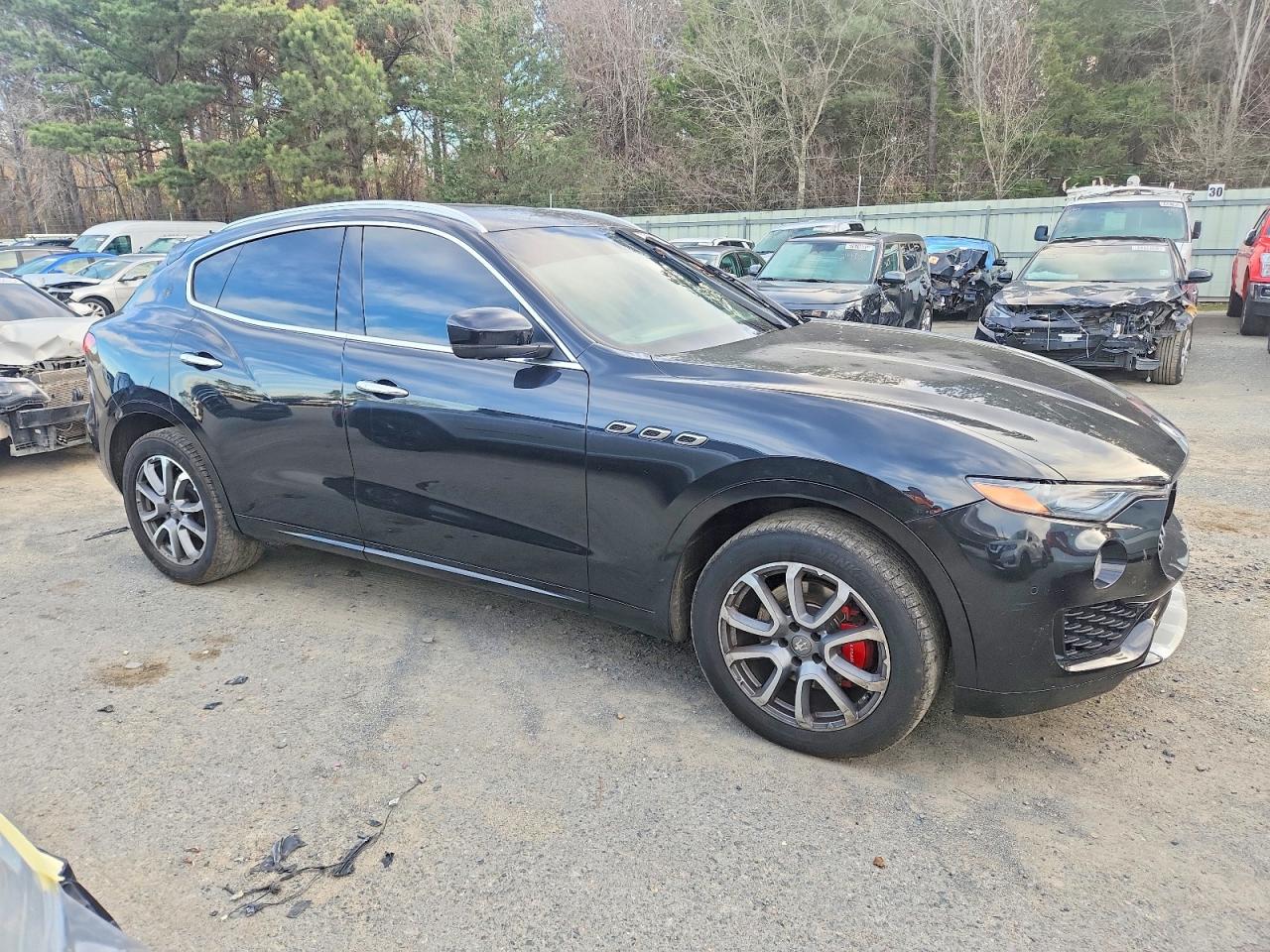 2017 Maserati All models VIN ZN661XUL3HX245218 photo 4