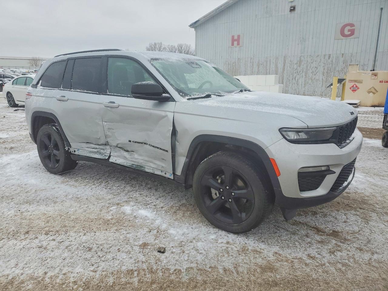 2024 Jeep Grand cher VIN 1C4RJHBGXR8944383 photo 4