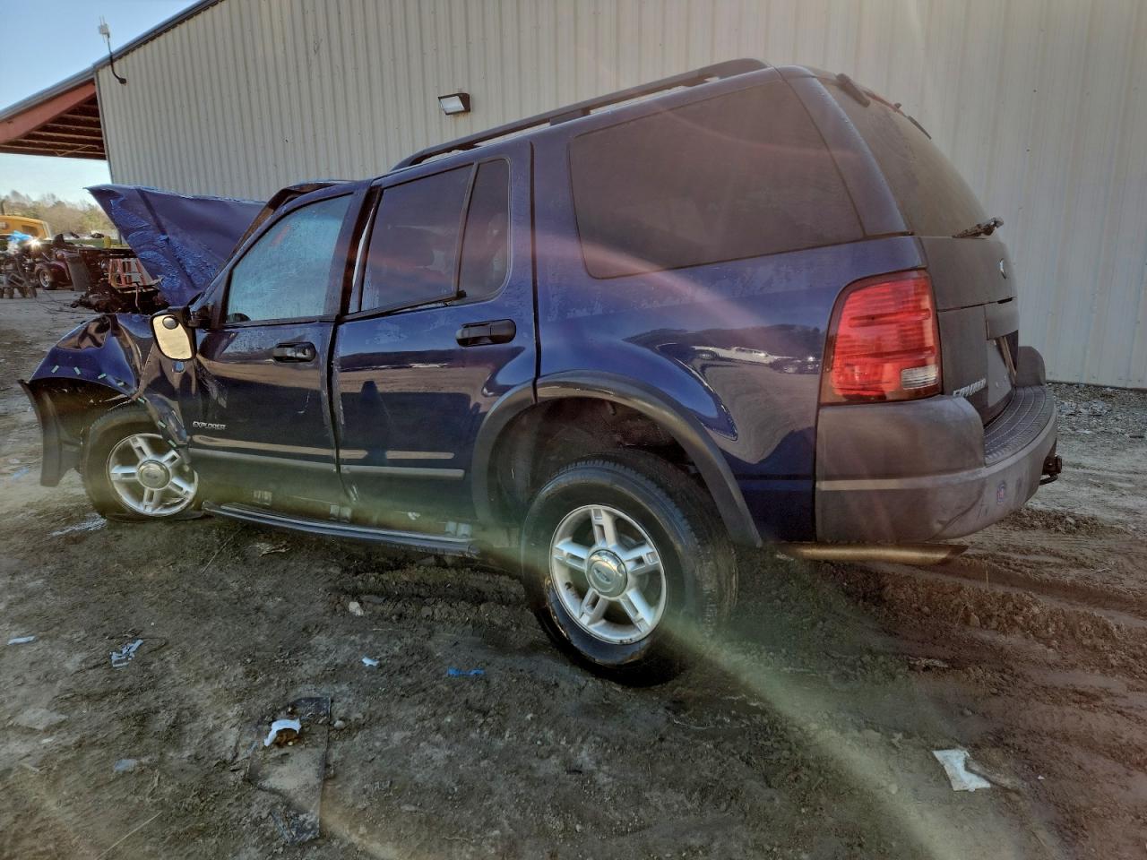 2004 Ford Explorer VIN 1FMZU62E34UB94668 photo 2