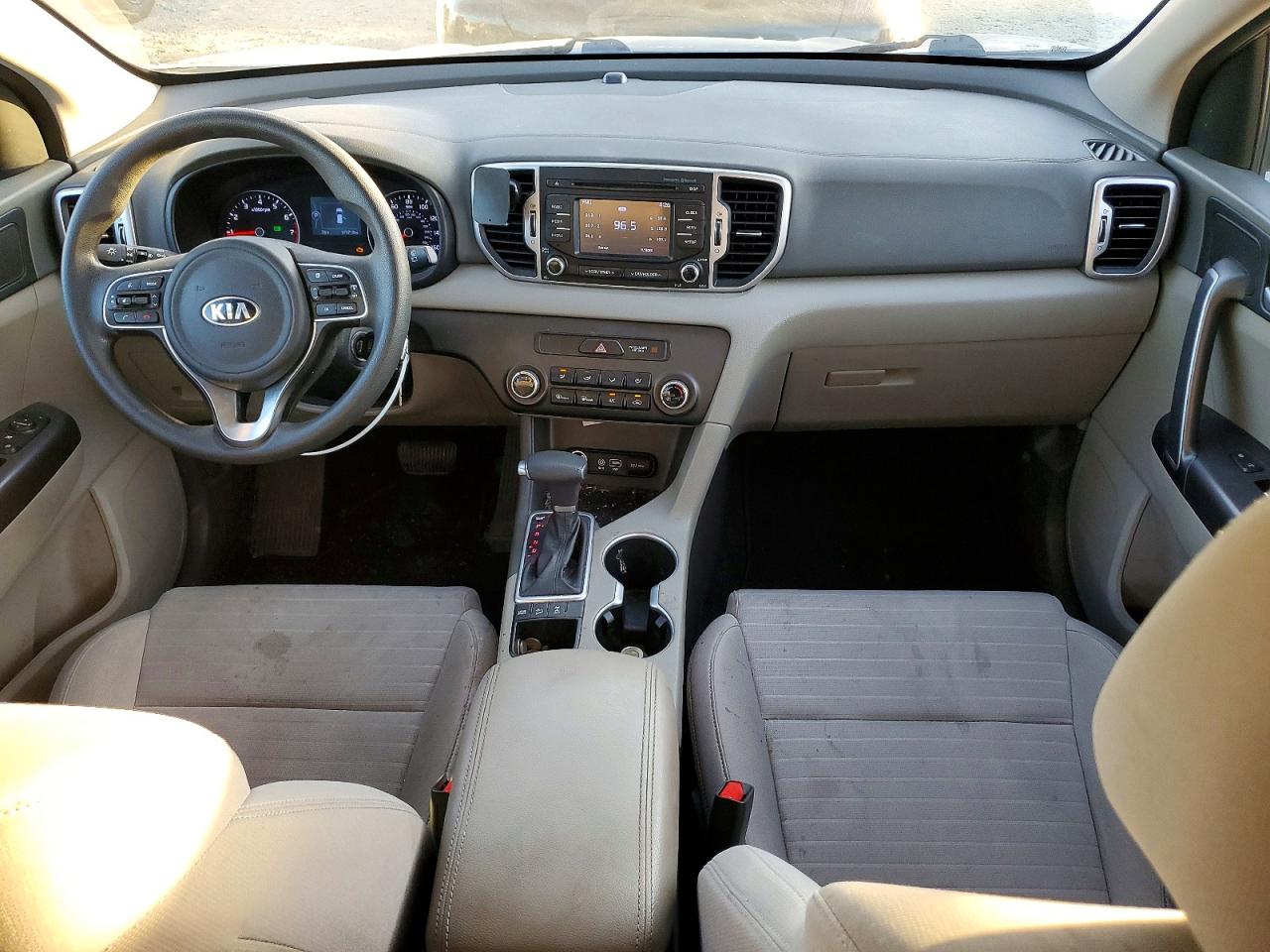 2018 Kia Sportage VIN KNDPMCAC0J7352131 photo 8