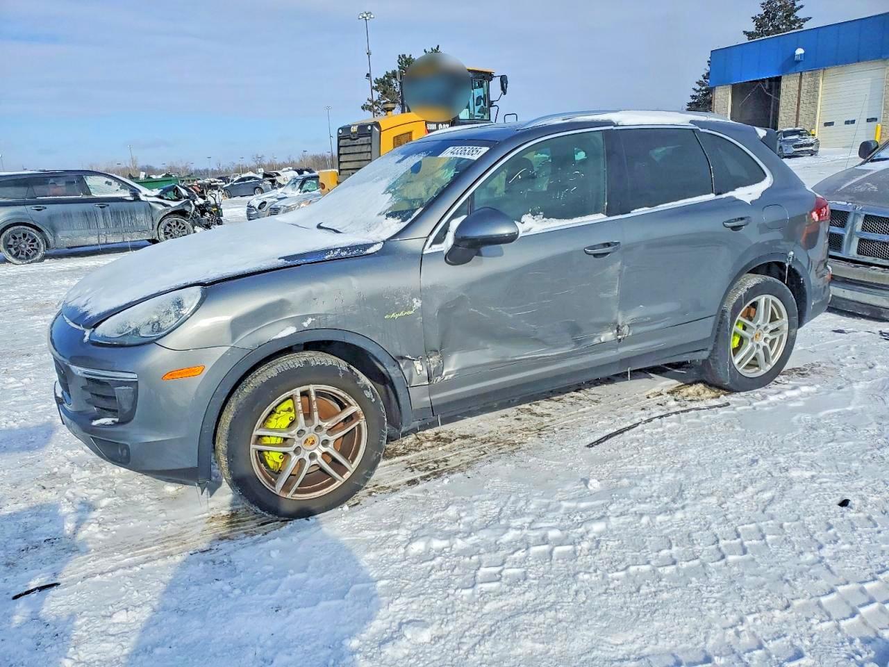 2017 Porsche Cayenne VIN WP1AE2A29HLA74933 photo 1