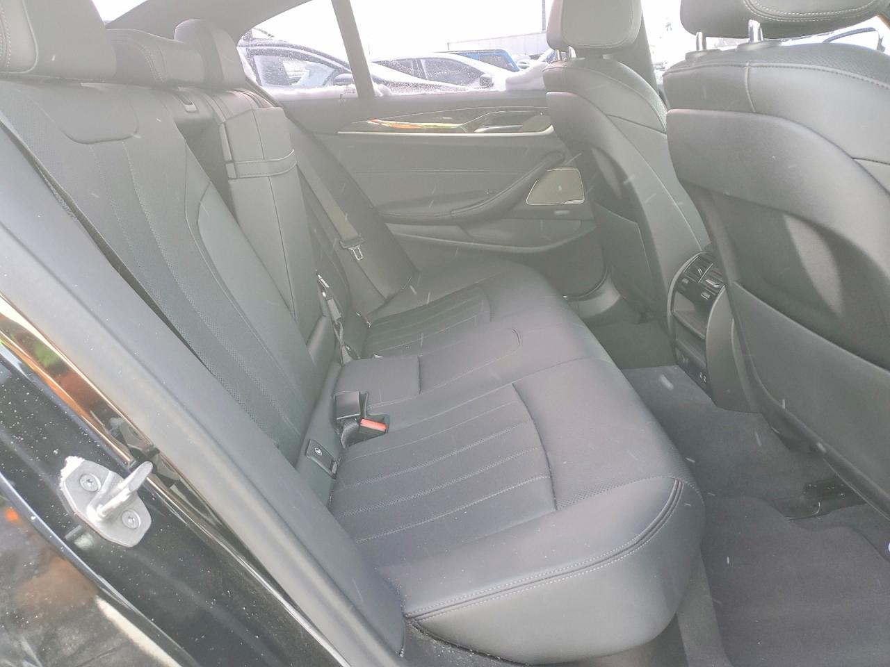 2021 BMW 5 series VIN WBA53BJ00MWX28747 photo 10