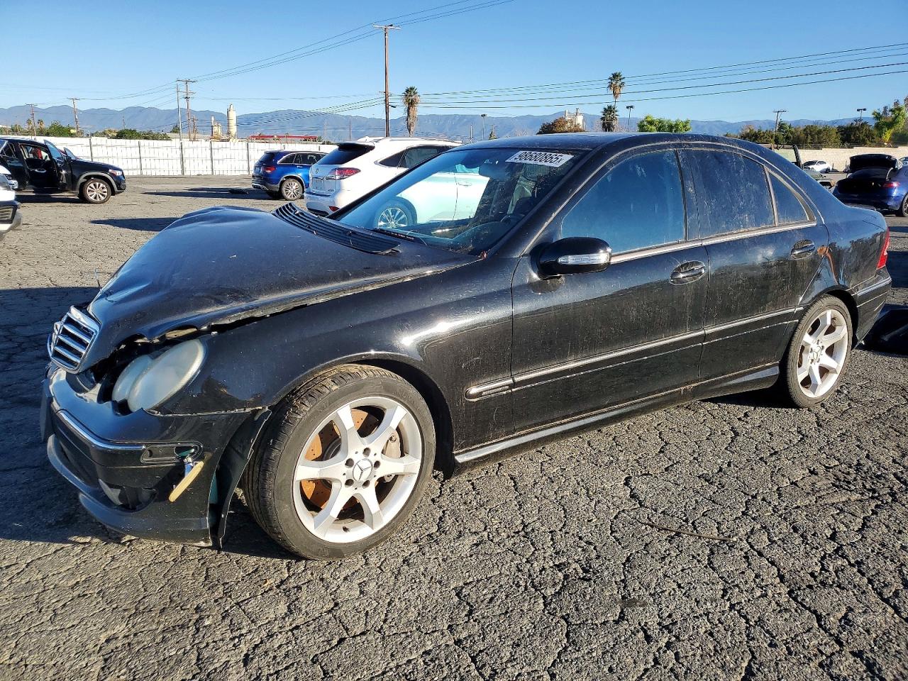 2007 Mercedes-Benz C class VIN WDBRF52HX7F935313 photo 1